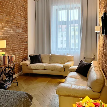 Tom Sawyer's 3 Old Town Appartement *